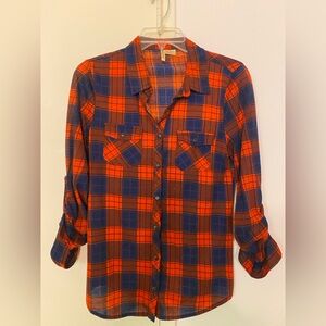 EUC Passport red and blue flannel button down shirt size Medium